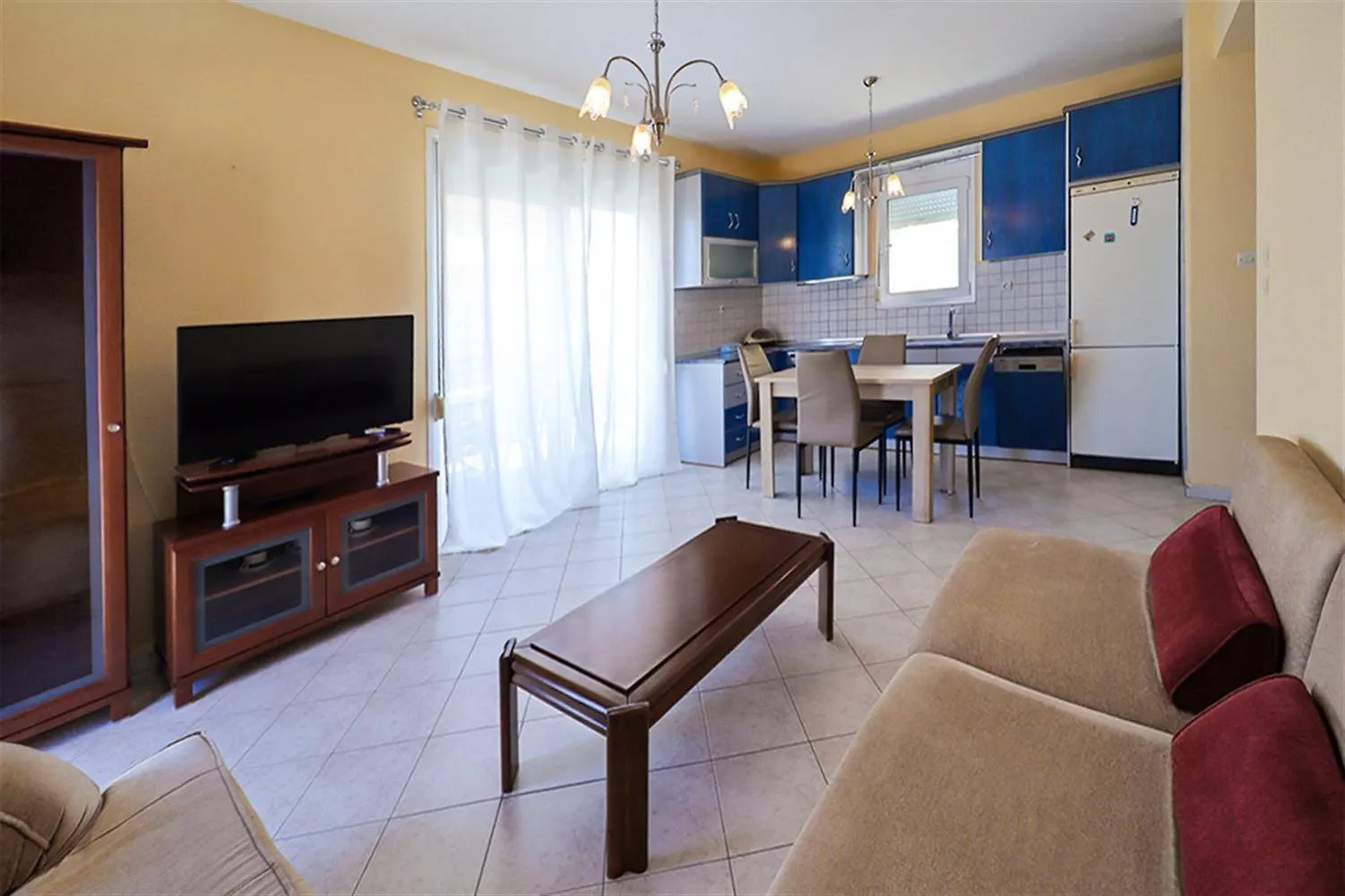 Aliki Apartment Polychrono 2 Bedroomes 8 Guests