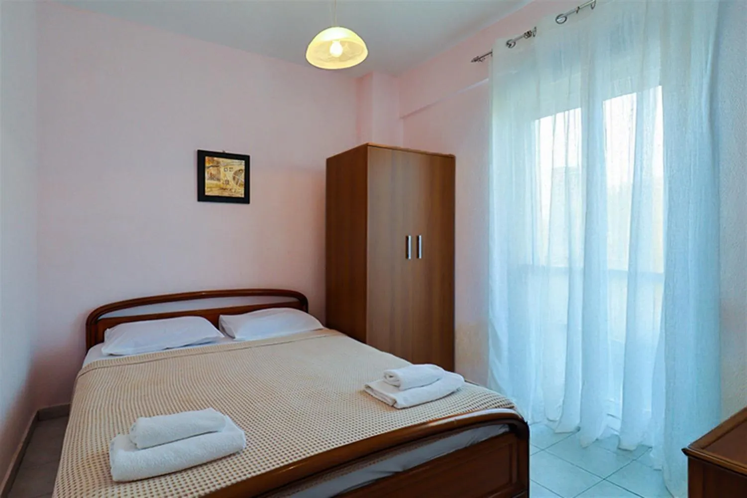 Aliki Apartment Polychrono 2 Bedroomes 8 Guests